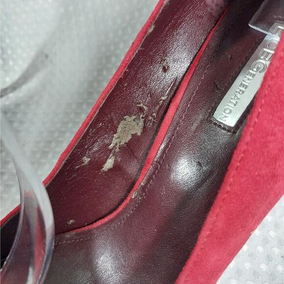 BCBGENERATION! RICH RED VEGAN SUEDE LEATHER PLATFORM STILETTO HEELS! SZ 9.5M - Picture 11 of 12